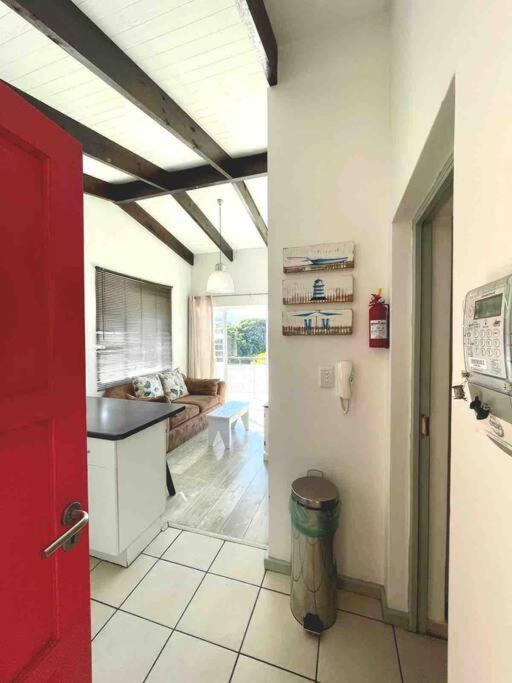 Апартаменти Perfect Knysna Getaway - Little Nest Studio Екстер'єр фото