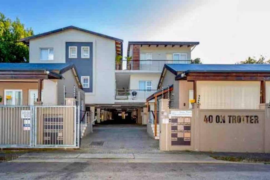Апартаменти Perfect Knysna Getaway - Little Nest Studio Екстер'єр фото