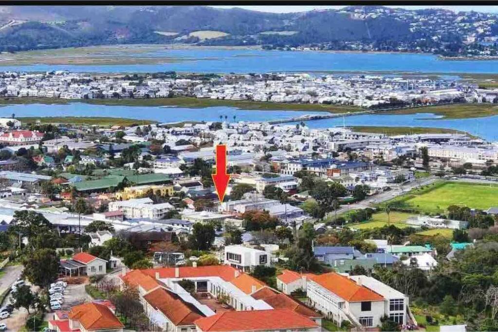 Апартаменти Perfect Knysna Getaway - Little Nest Studio Екстер'єр фото